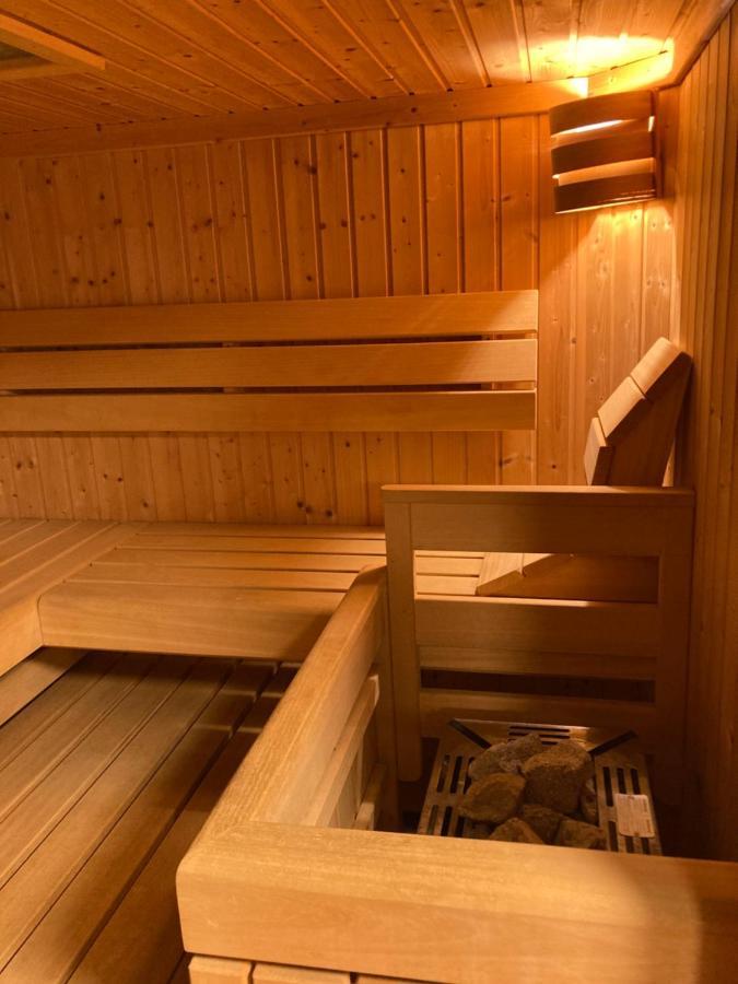Haus Mit Sauna Und Privatem Badeteich In Anif Bei Salzburg Buitenkant foto
