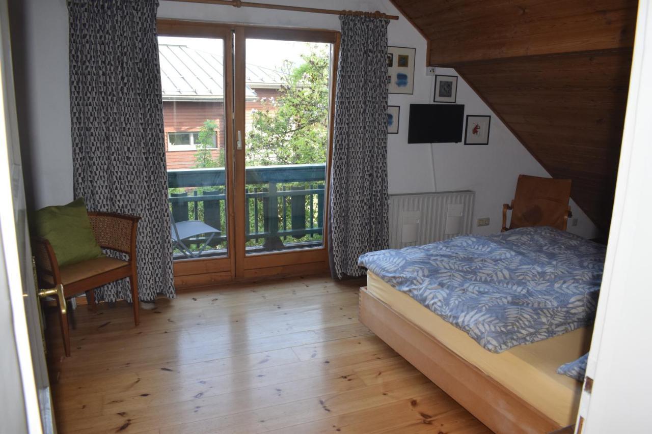 Haus Mit Sauna Und Privatem Badeteich In Anif Bei Salzburg Buitenkant foto