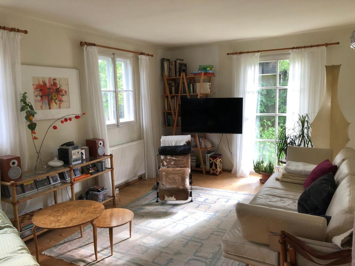 Haus Mit Sauna Und Privatem Badeteich In Anif Bei Salzburg Buitenkant foto